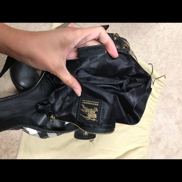 💯 Authentic Burberry Nova House check Hobo - Picture 5 of 8